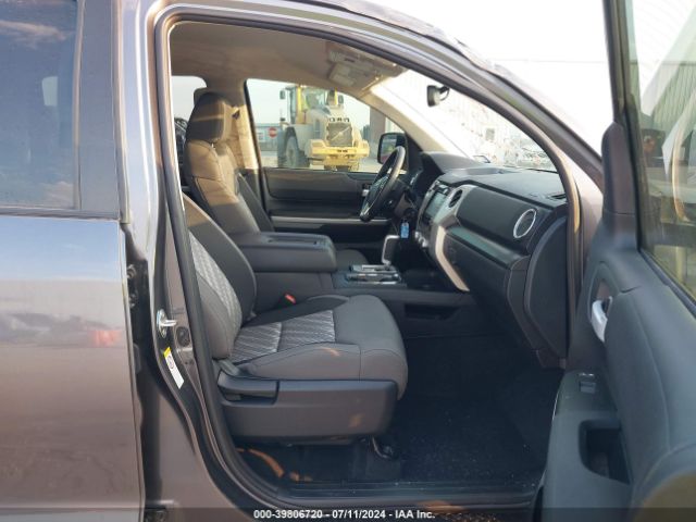 5TFDY5F16JX690224 Toyota Tundra Sr5 5.7l V8