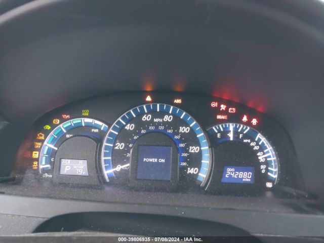 4T1BD1FK5EU138009 Toyota Camry Hybrid Le