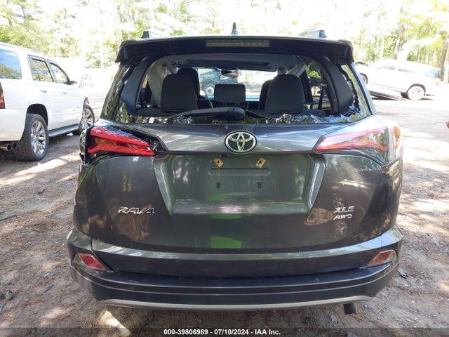 Toyota Rav4 Xle 2018 JTMRFREV9JJ717250 Image 16
