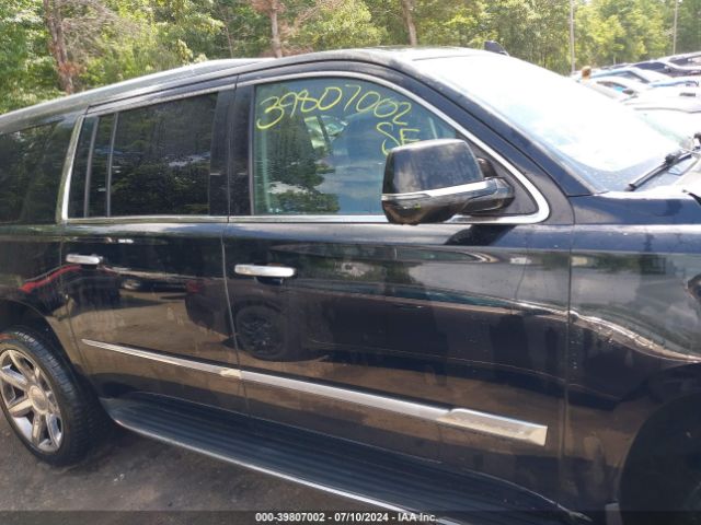 1GYS4HKJ3GR385393 Cadillac Escalade Esv Luxury Collection