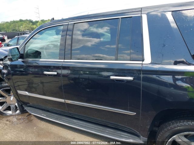 1GYS4HKJ3GR385393 Cadillac Escalade Esv Luxury Collection