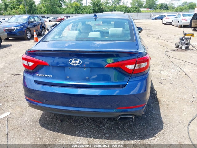 Hyundai SONATA SE 2017 5NPE24AF2HH540331 Image 17