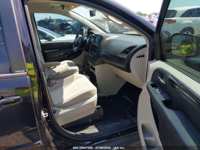 2C4RDGBG5ER113874 Dodge Grand Caravan Se