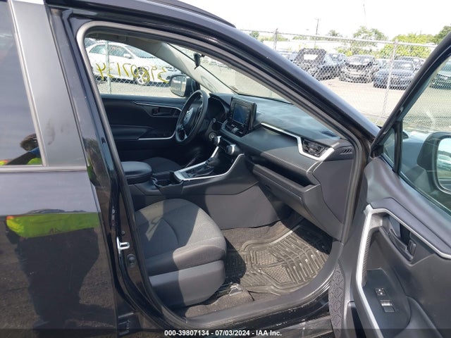 Toyota RAV4 LE 2020 2T3F1RFV1LW131971 Image 5