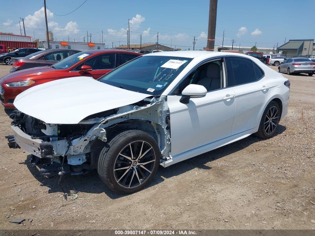 Toyota CAMRY SE 2022 4T1G11AK8NU659022 Image 2