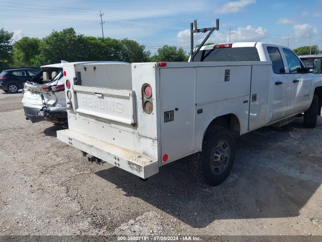 1GB2CUE88FZ140702 Chevrolet Silverado 2500hd Wt