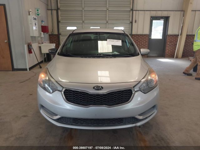 KNAFX4A63E5209577 KIA FORTE LX