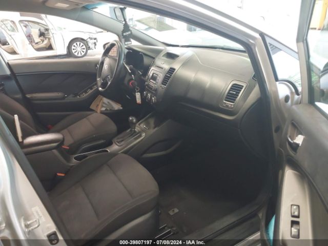 KNAFX4A63E5209577 KIA FORTE LX