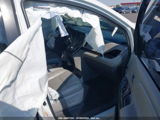 Toyota Sienna Xle 8 Passenger 2018 5TDYZ3DC8JS951219 Image 5
