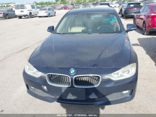 WBA3B1G55FNT01516 BMW 320i