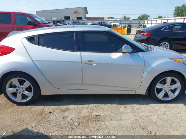 KMHTC6AD6EU214768 Hyundai Veloster Base W/black