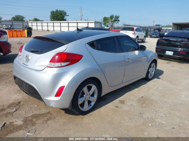 KMHTC6AD6EU214768 Hyundai Veloster Base W/black