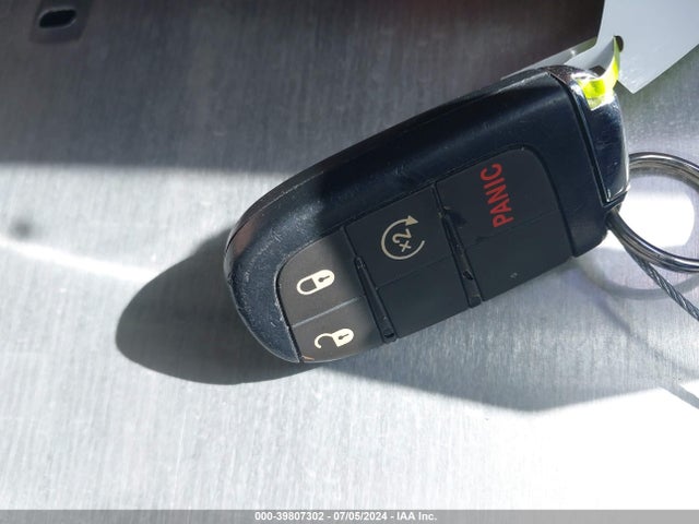 3C4NJCEB7MT561271 Jeep Compass 80th Anniversary Fwd