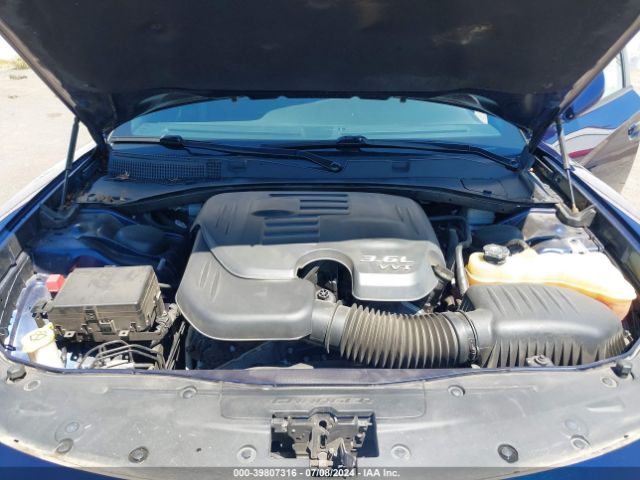 2C3CDXHG6FH738809 Dodge Charger Sxt