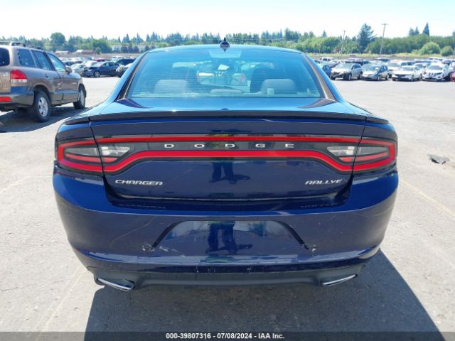 2C3CDXHG6FH738809 Dodge Charger Sxt