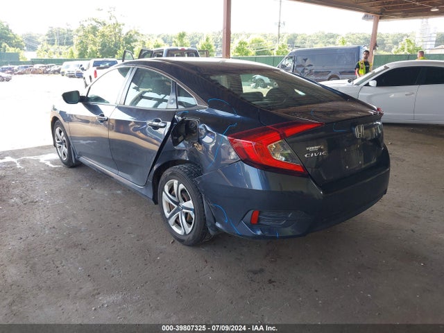 Aukcja sprzedaży 2018 Honda Civic Lx, vin: 19XFC2F53JE034023, numer aukcji: 39807325