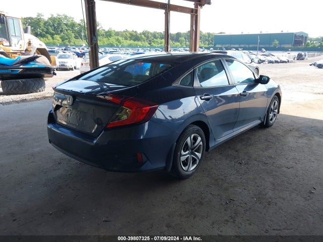 Aukcja sprzedaży 2018 Honda Civic Lx, vin: 19XFC2F53JE034023, numer aukcji: 39807325