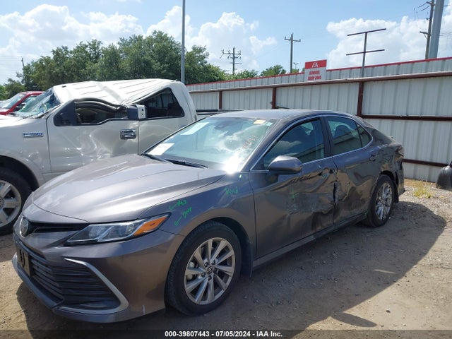 Toyota CAMRY LE 2023 4T1C11AK2PU772868 Image 2