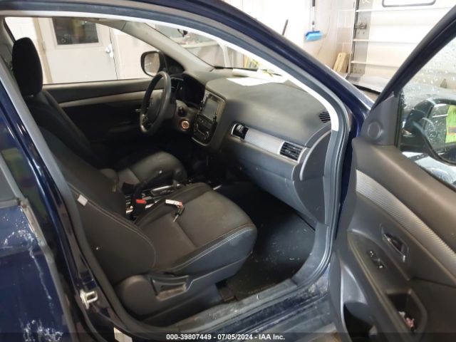 JA4AZ3A36JZ054544 Mitsubishi Outlander Es