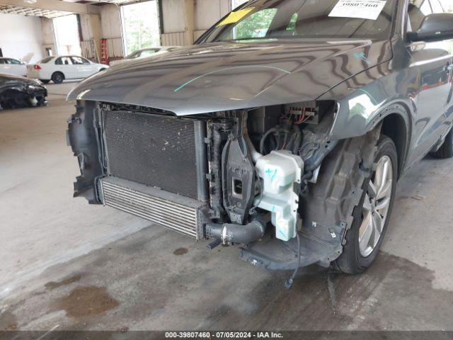 WA1EFCFS1GR023849 Audi Q3 2.0t Premium Plus