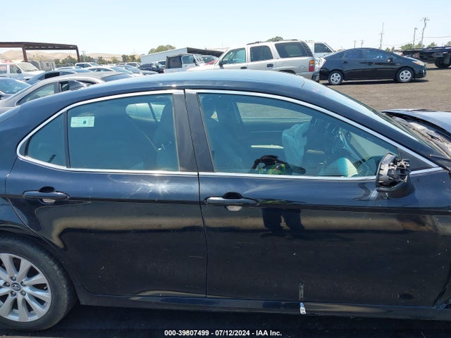 Toyota CAMRY LE 2019 4T1B11HK0KU290717 Image 13