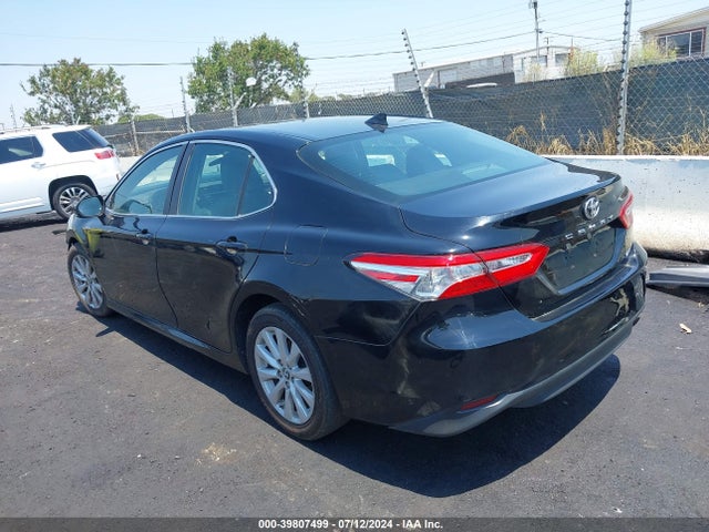 Toyota CAMRY LE 2019 4T1B11HK0KU290717 Image 3