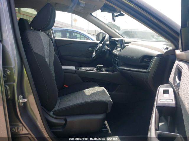 JN8BT3BA1PW426203 Nissan Rogue Sv Fwd