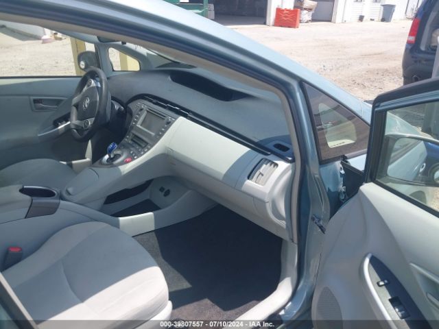 JTDKN3DU1E1831856 Toyota Prius Two
