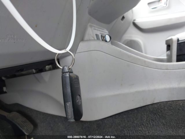 JTDZN3EU7HJ071594 Toyota Prius V Three