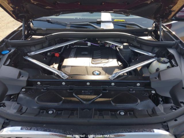 5UXCW2C01N9K10546 BMW X7 Xdrive40i