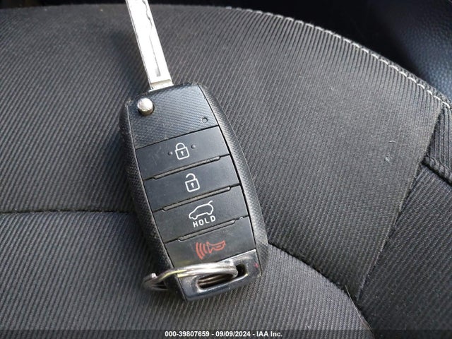 KNDJP3A5XJ7611738 KIA SOUL +