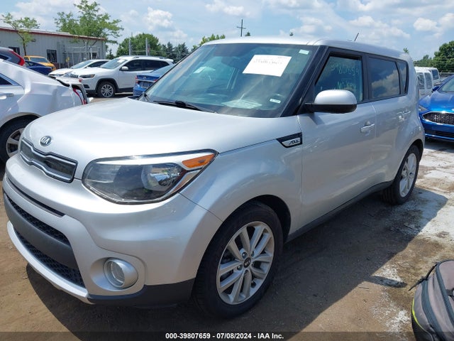 KNDJP3A5XJ7611738 KIA SOUL +