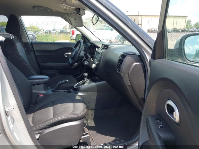 KNDJP3A5XJ7611738 KIA SOUL +
