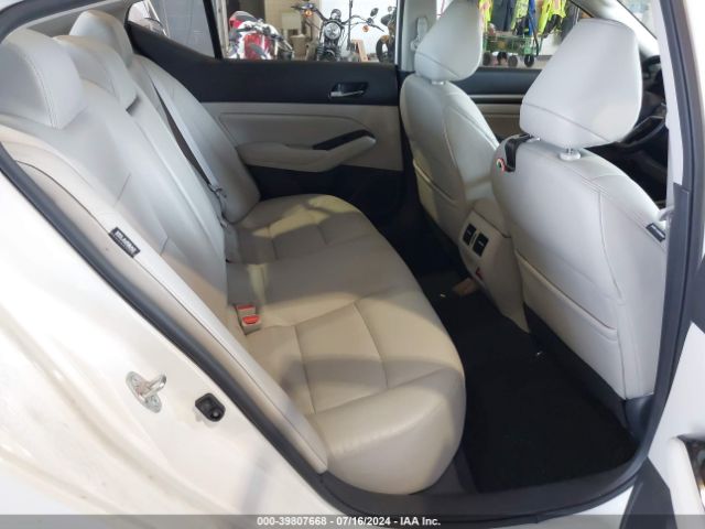 1N4BL4EW8MN330939 Nissan Altima Sl Intelligent Awd