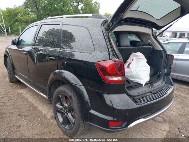 3C4PDCGB0JT340376 Dodge Journey Crossroad