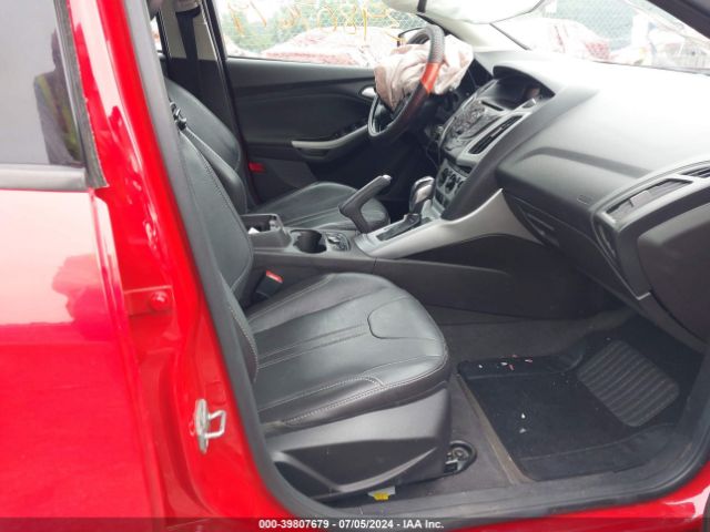 1FADP3K20EL274114 Ford FOCUS SE