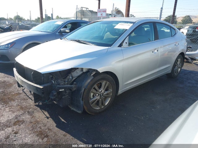 Hyundai ELANTRA SEL 2018 5NPD84LF4JH307371 Image 2