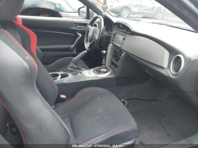 JF1ZNAA1XF9710068 Scion FR-S