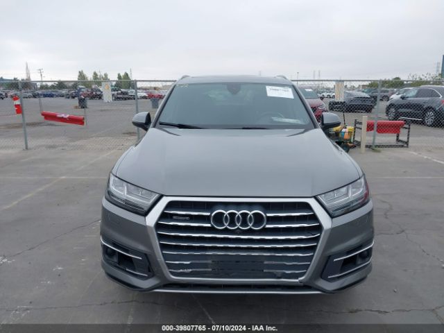 WA1VAAF71JD026415 Audi Q7 3.0t Premium