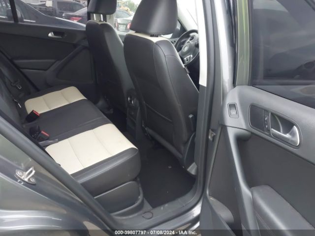 WVGAV7AXXGW584341 Volkswagen TIGUAN S