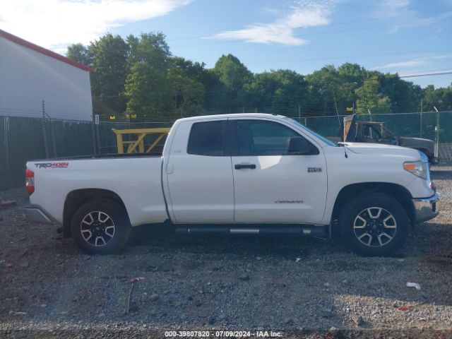 5TFUY5F13EX345299 Toyota Tundra Sr5 5.7l V8