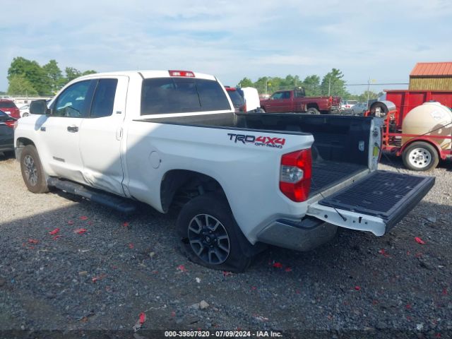 5TFUY5F13EX345299 Toyota Tundra Sr5 5.7l V8