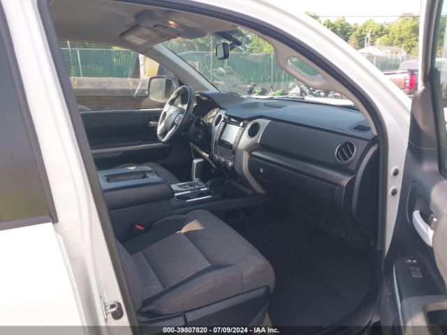 5TFUY5F13EX345299 Toyota Tundra Sr5 5.7l V8