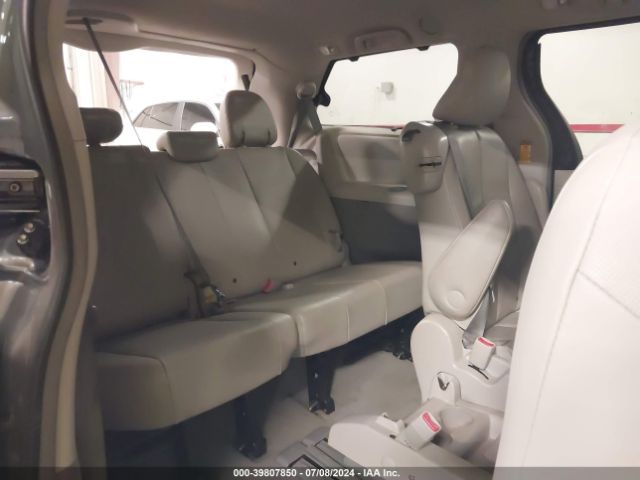 5TDYK3DC1ES489757 Toyota Sienna Xle V6 8 Passenger