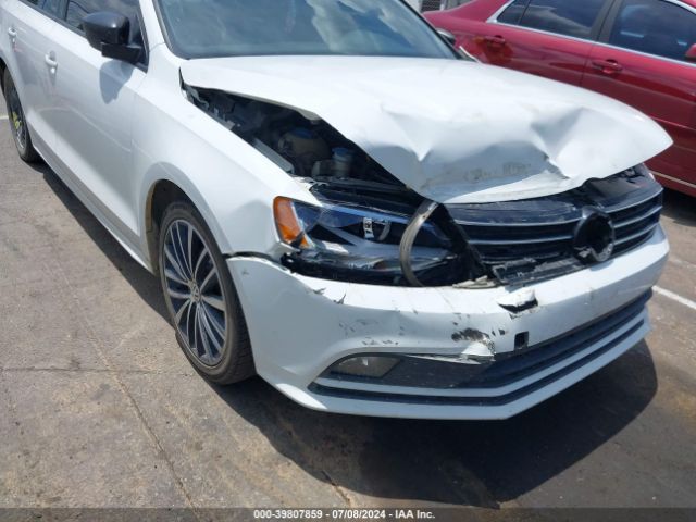 3VWD17AJ7FM405404 Volkswagen Jetta 1.8t Sport