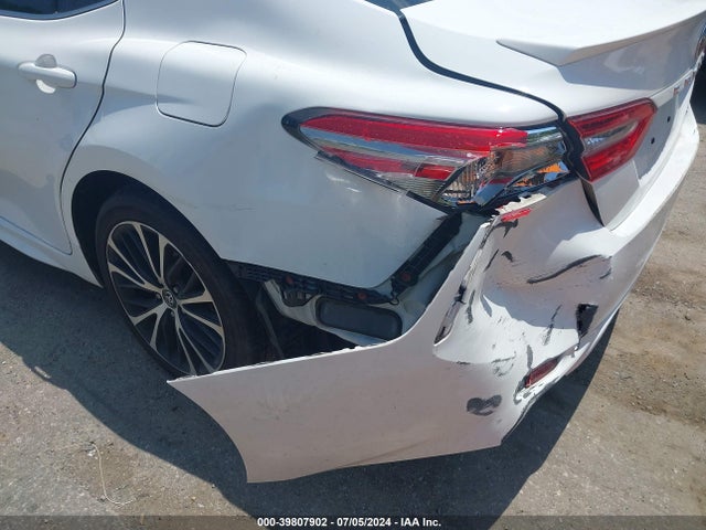 Toyota CAMRY SE 2018 4T1B11HK2JU616774 Image 20