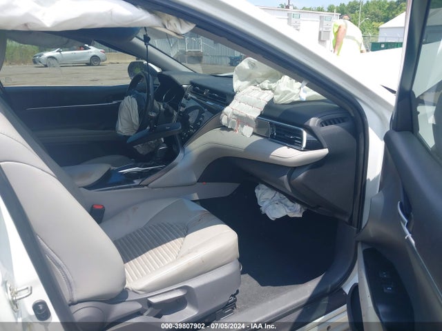 Toyota CAMRY SE 2018 4T1B11HK2JU616774 Image 5