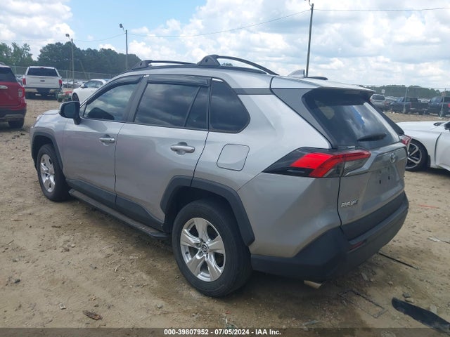 Toyota Rav4 Xle 2021 2T3W1RFV7MW105196 Image 3