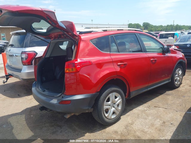 Toyota RAV4 LE 2015 JTMZFREV1FD080330 Image 4