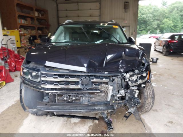 1V2DP2CA7JC600414 Volkswagen Atlas